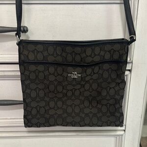 Coach Signature Black and Gray Shoulder Bag